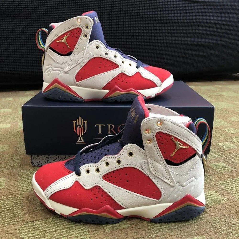 JORDAN 7 Retro Trophy Room New Sheriff in Town, NEW
